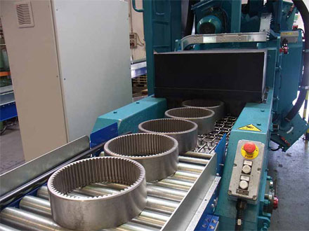 QWD mesh belt through shot blasting machine